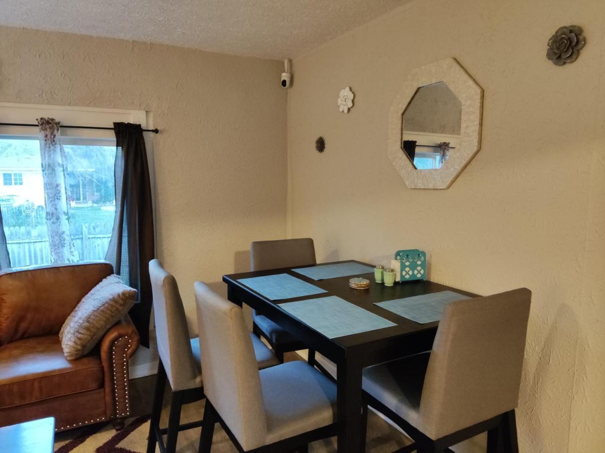Tranquil Oasis - Private Rooms -Near Downtown Indianapolis Esterno foto