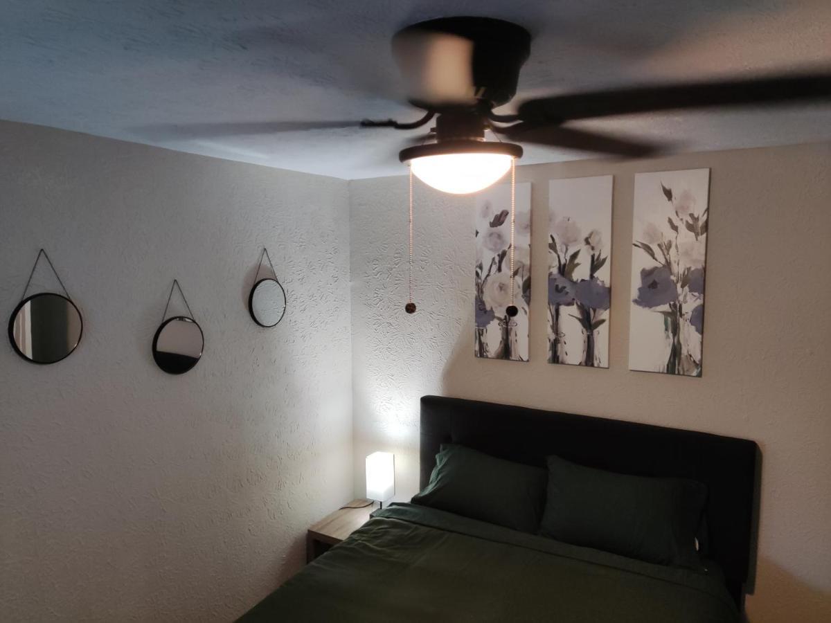 Tranquil Oasis - Private Rooms -Near Downtown Indianapolis Esterno foto