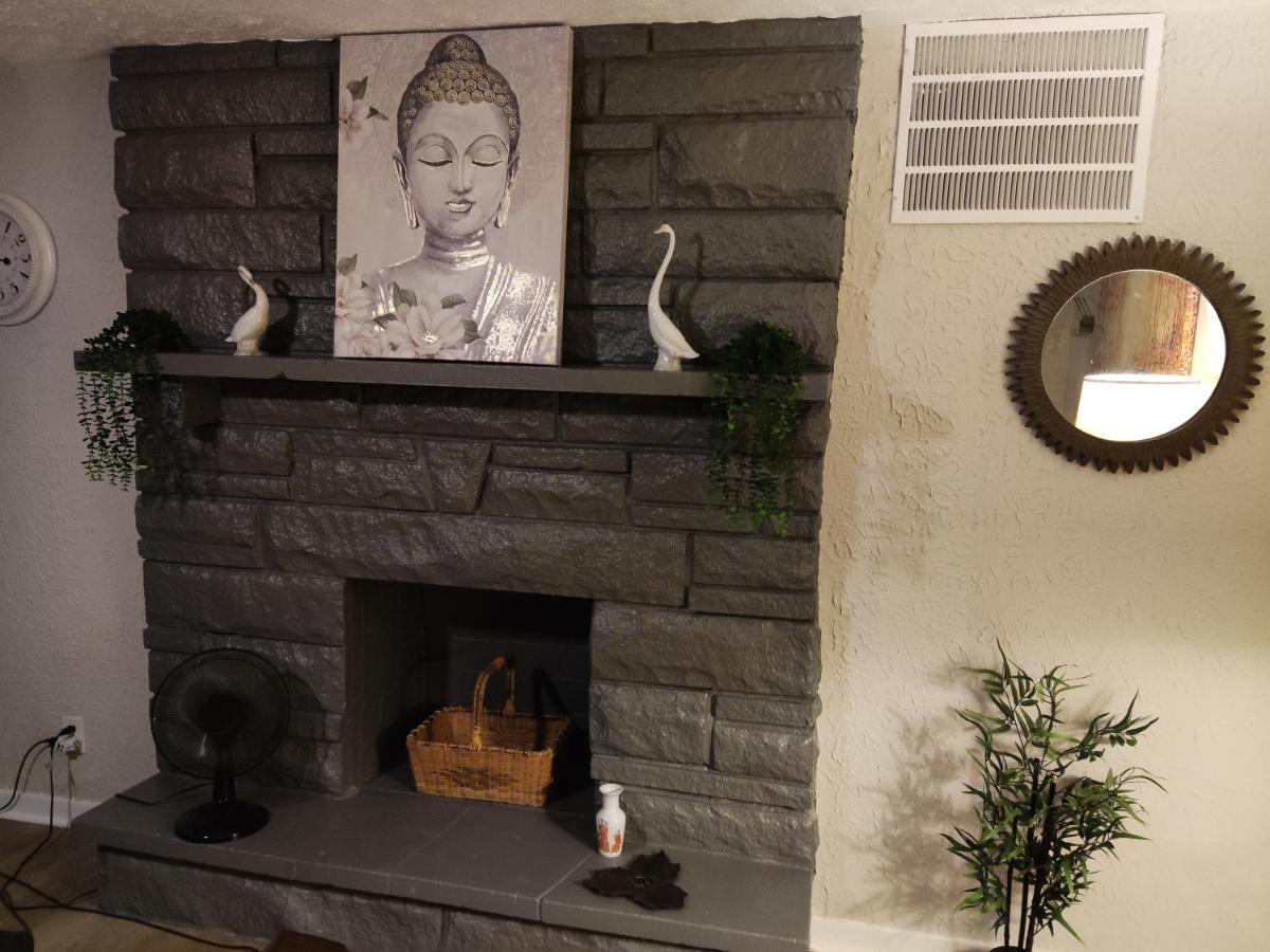 Tranquil Oasis - Private Rooms -Near Downtown Indianapolis Esterno foto